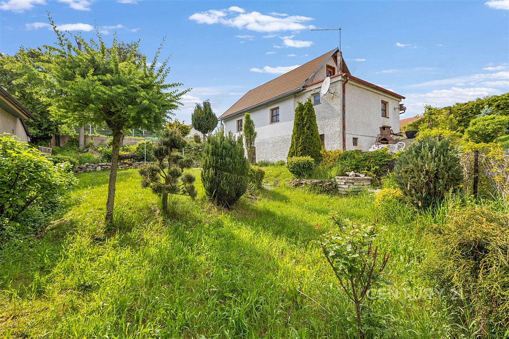 Prodej domu 120 m² s pozemkem 421 m²