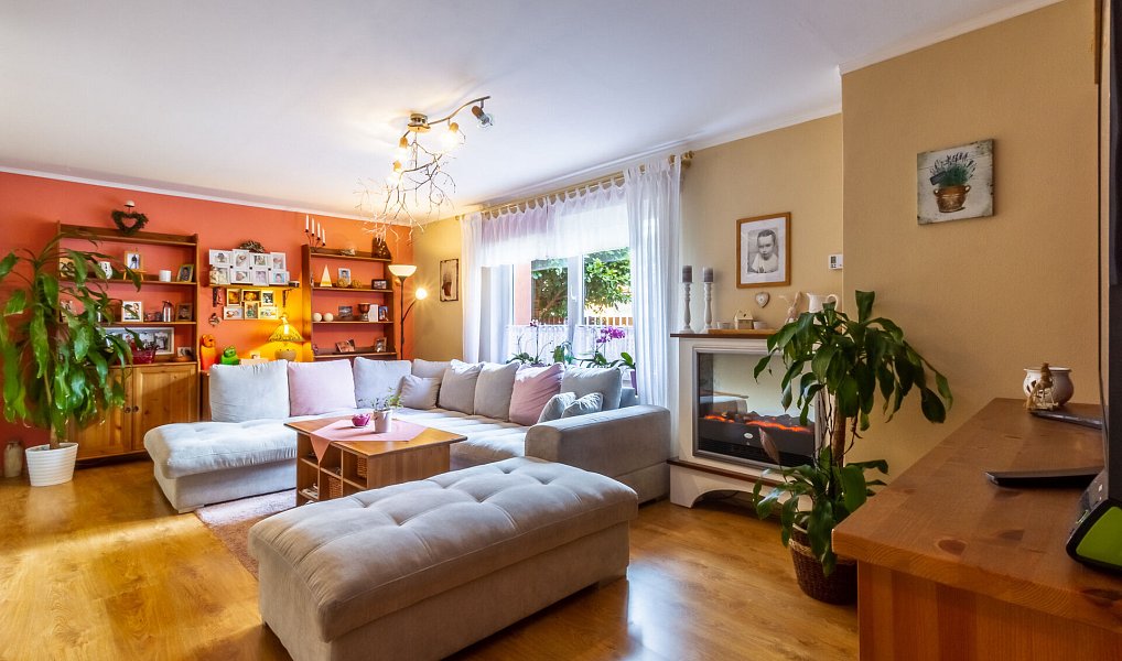 Prodej domu 225 m² s pozemkem 376 m², Kladno – náhled fotky 18