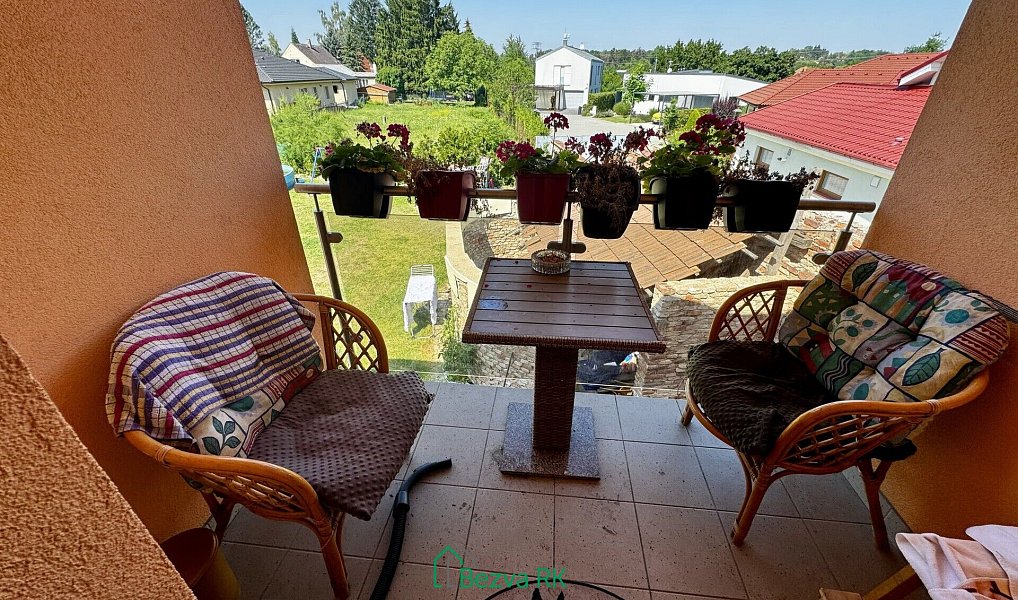 Prodej domu 250 m² s pozemkem 843 m², Nučice – náhled fotky 23