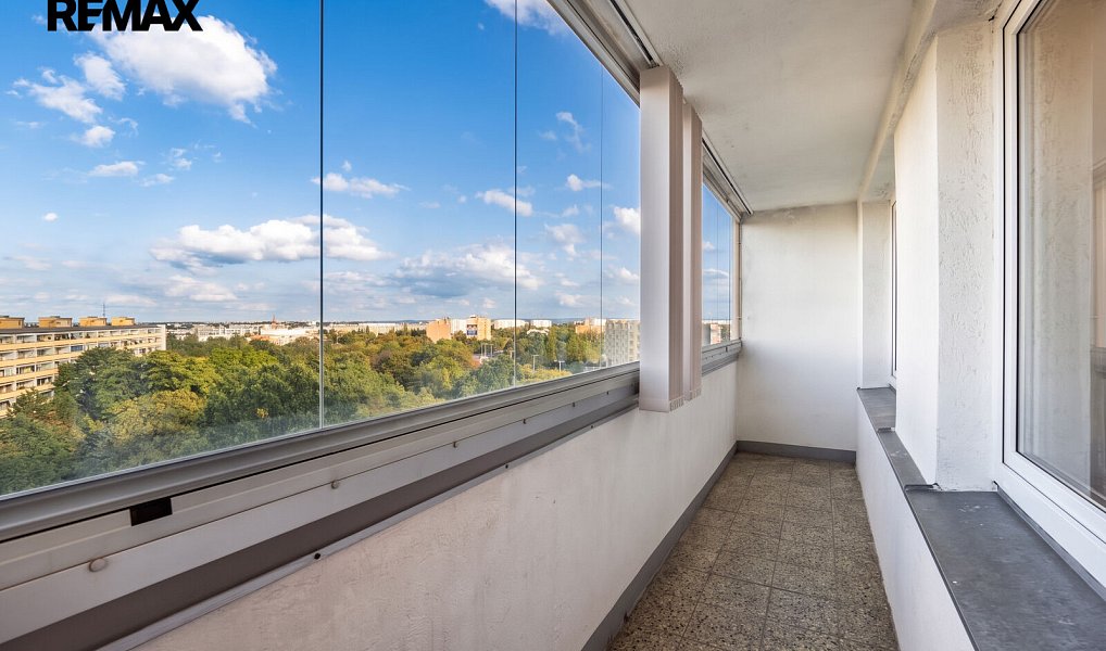 Prodej bytu 1+1 38 m², Praha – náhled fotky 4