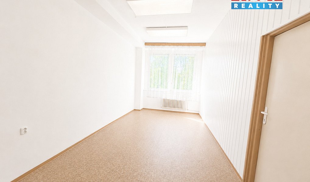 Pronájem kanceláře 67 m², Leština u Světlé – náhled fotky 6