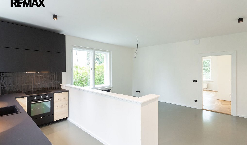 Pronájem bytu 2+kk 65 m², Praha – náhled fotky 8