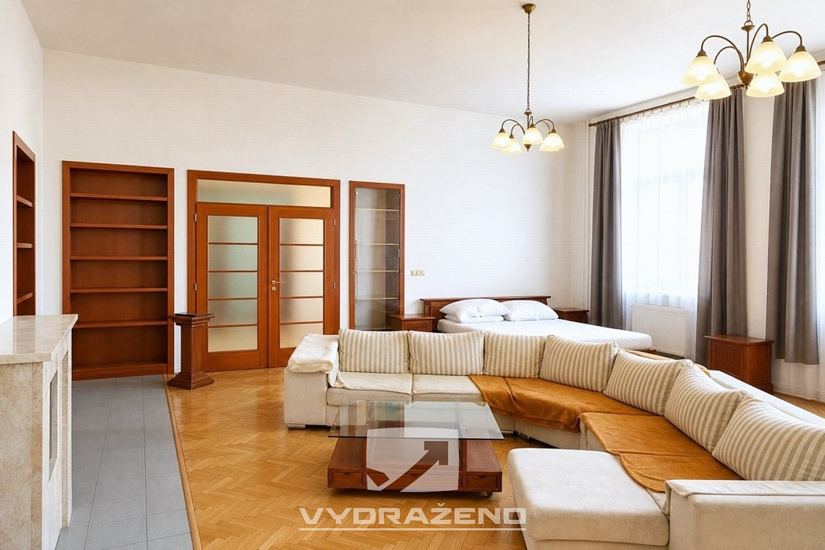 Prodej domu 400 m² s pozemkem 1 130 m² — photo 4