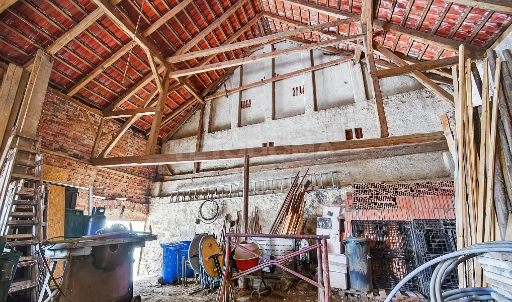 Prodej domu 231 m² s pozemkem 1 422 m², Benešovice – náhled fotky 50