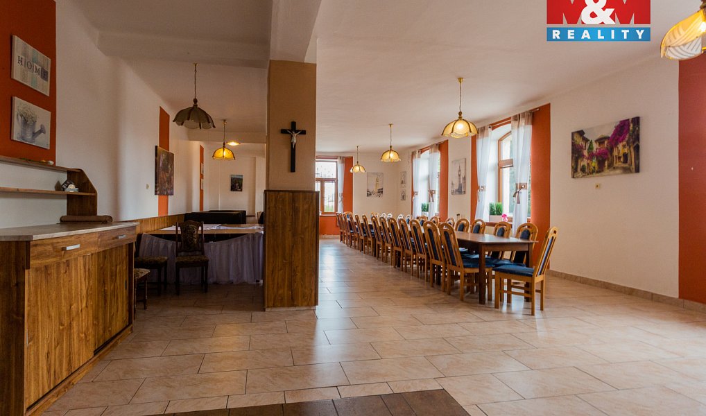 Prodej domu 1 355 m² s pozemkem 1 236 m², Kravaře – náhled fotky 22