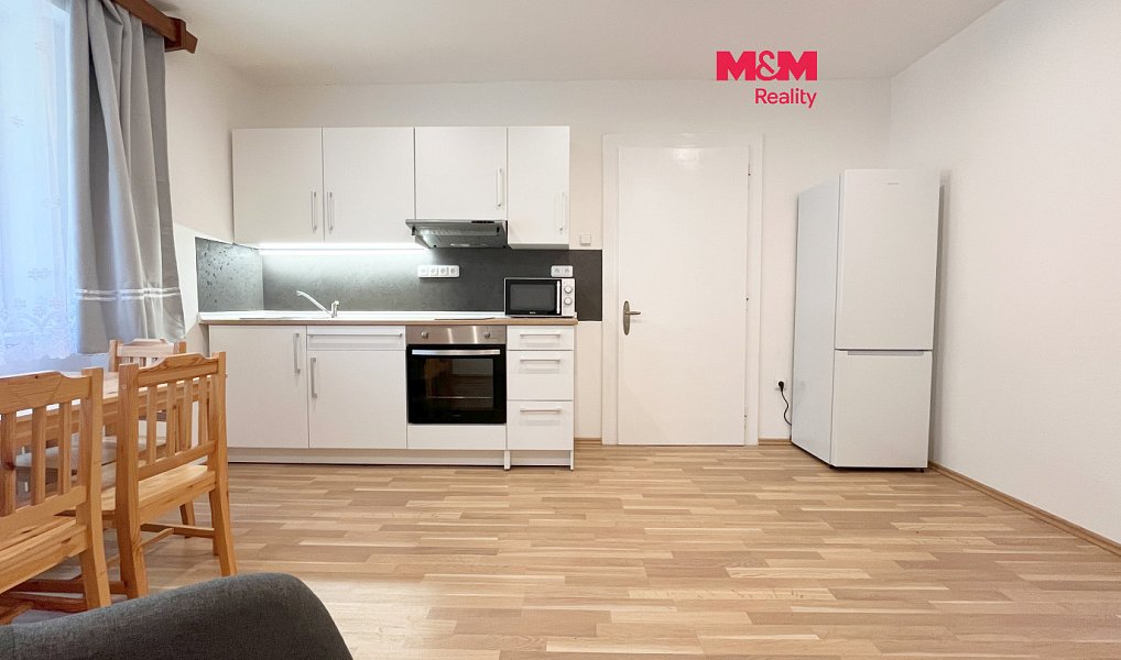 Pronájem bytu 2+kk 60 m², Řevničov, okres Rakovník