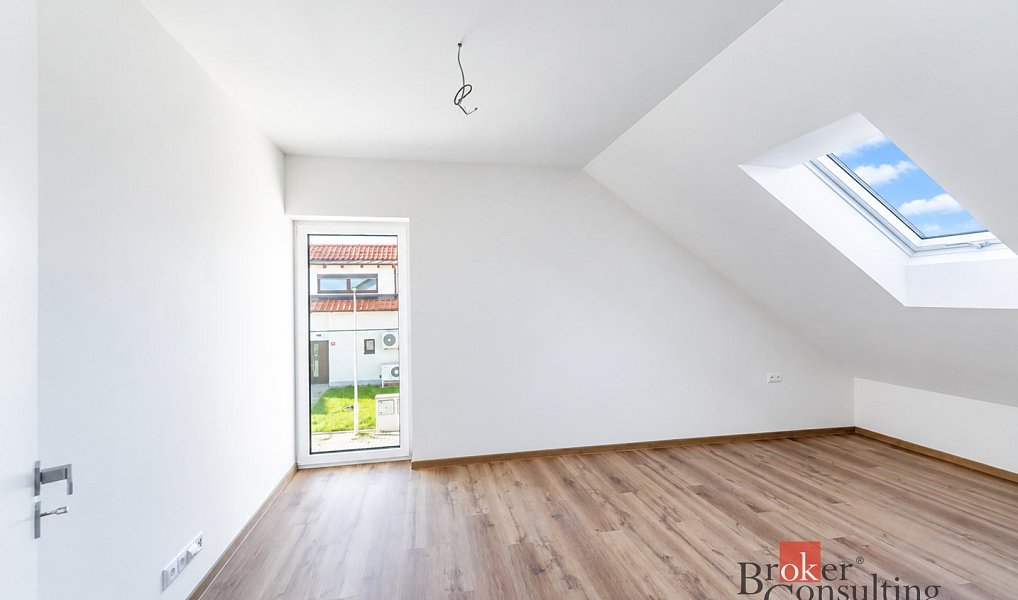 Prodej domu 148 m² s pozemkem 313 m², Ořech – náhled fotky 7