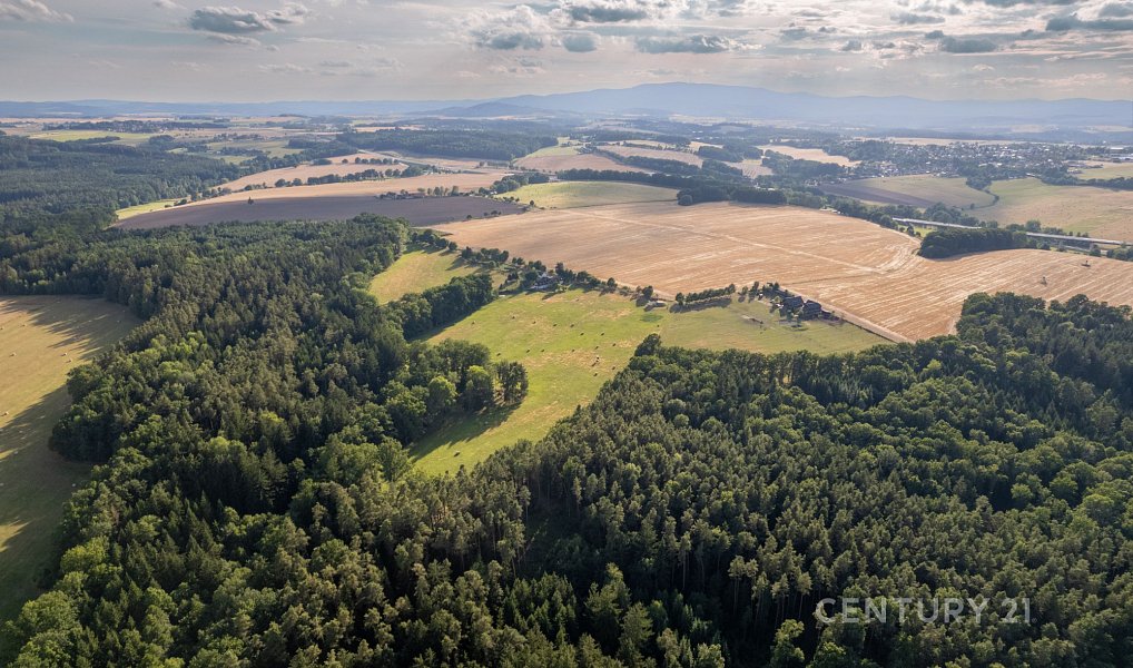Prodej nájemního domu, činžáku 600 m², Kamenný Újezd – náhled fotky 3