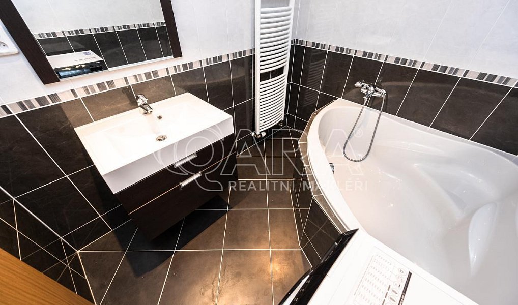 Pronájem bytu 3+kk 90 m², Praha – náhled fotky 16