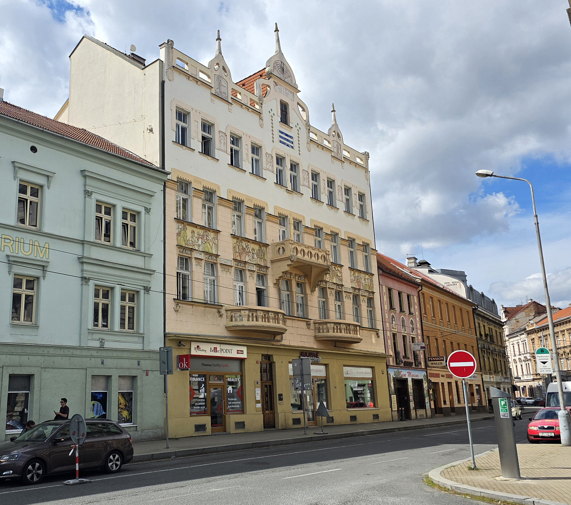Pronájem kanceláře 167 m²