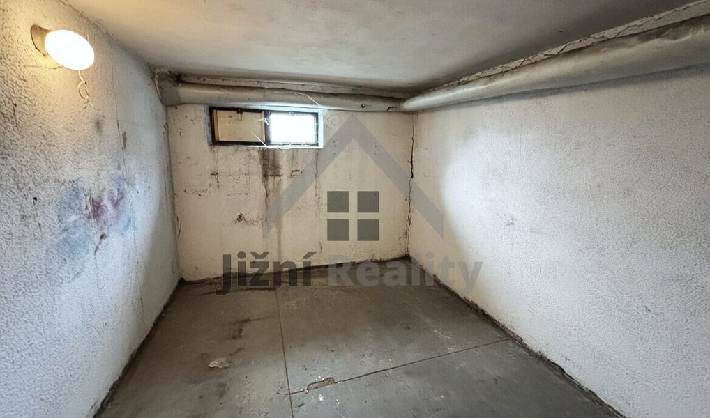Prodej bytu 4+1 115 m², Nové Hrady – náhled fotky 12