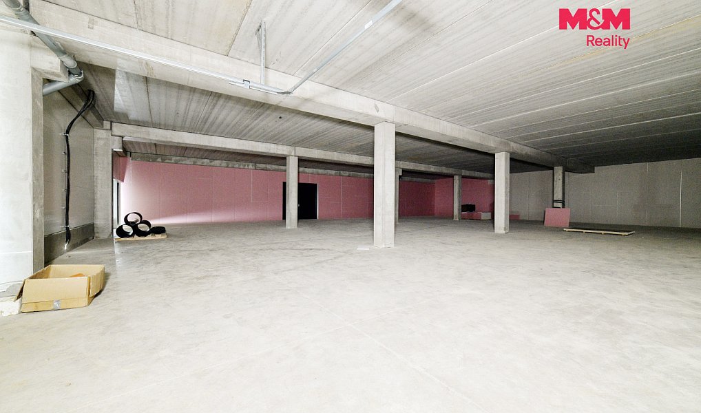 Pronájem výrobních prostor 2 200 m², Cheb – náhled fotky 14