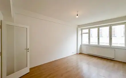 Pronájem bytu 1+kk 27 m²