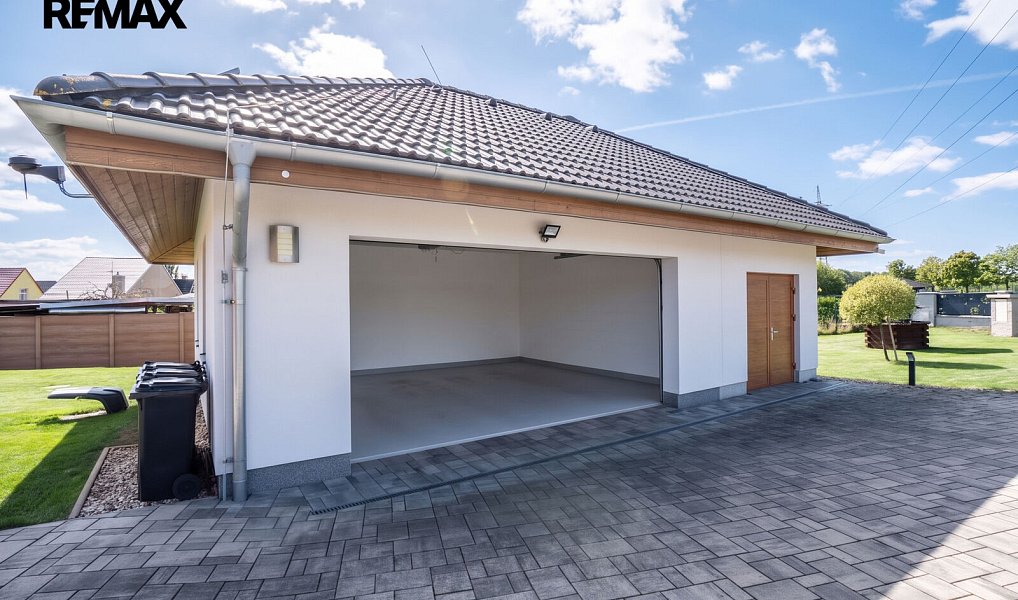 Prodej domu 300 m² s pozemkem 3 877 m², Otvice – náhled fotky 25