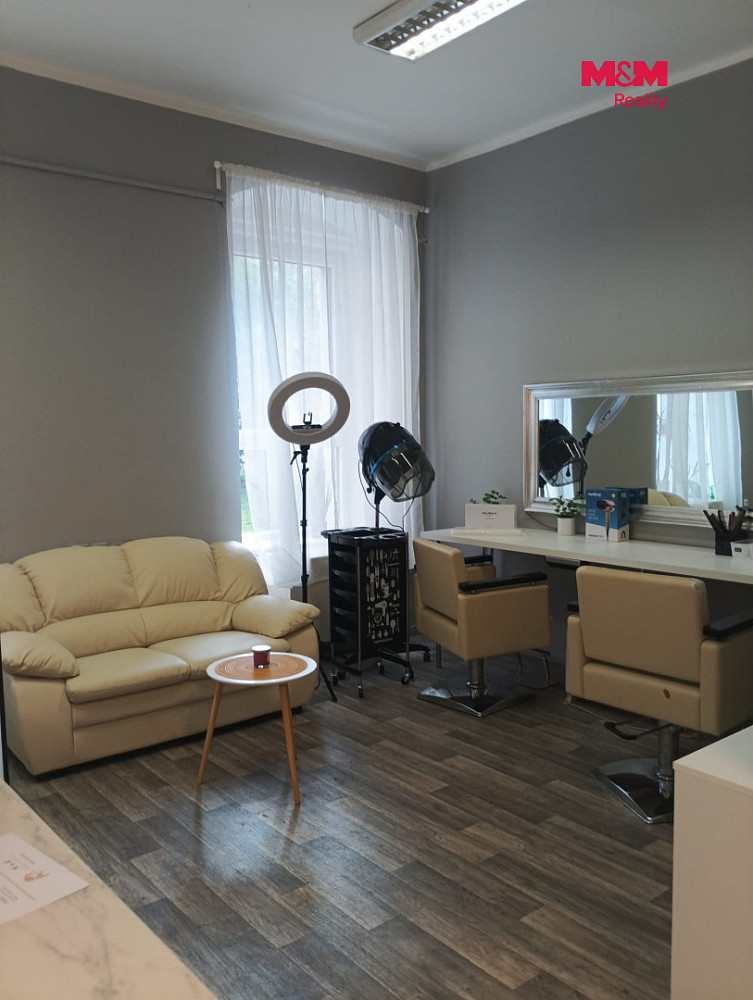 Pronájem obchodních prostor 25 m² — photo 3
