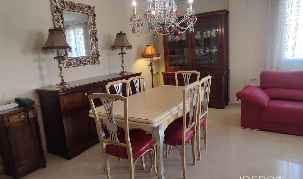 Prodej rodinného domu, 273 m², Archena