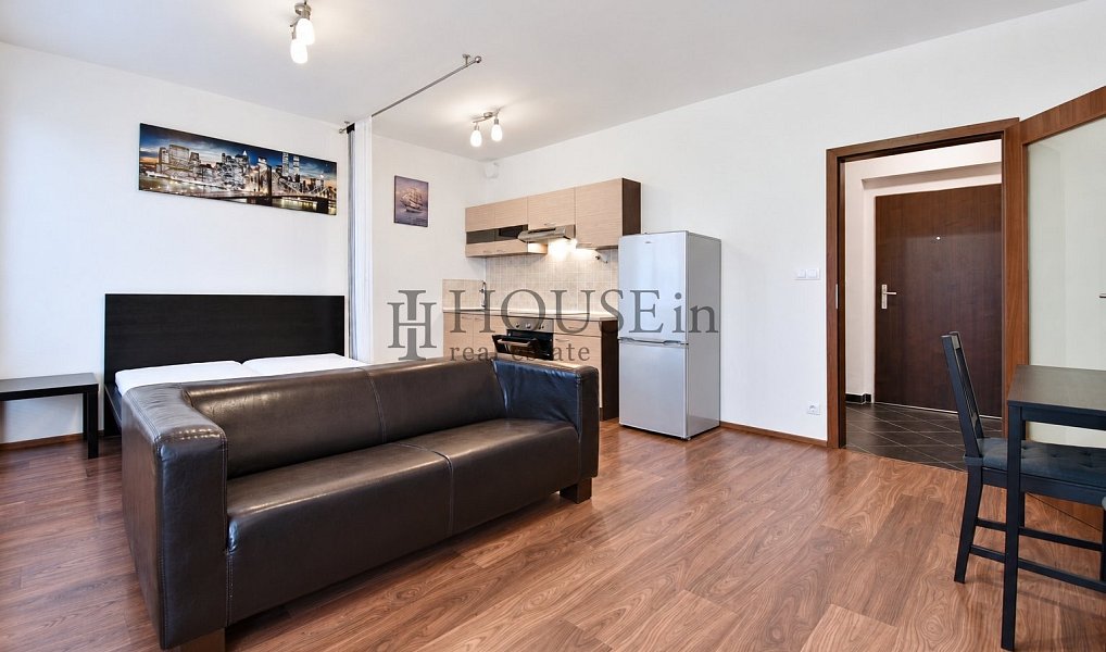 Prodej bytu 1+kk 32 m², Praha – náhled fotky 11