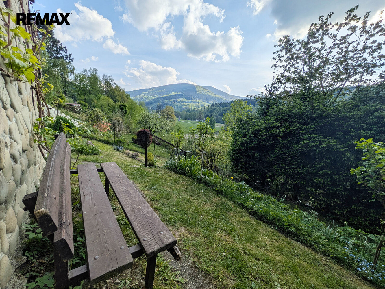 Prodej chaty/chalupy 54 m² s pozemkem 348 m² – fotografie 2