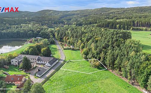 Prodej stavebního pozemku 1 907 m², Strašice, okres Rokycany