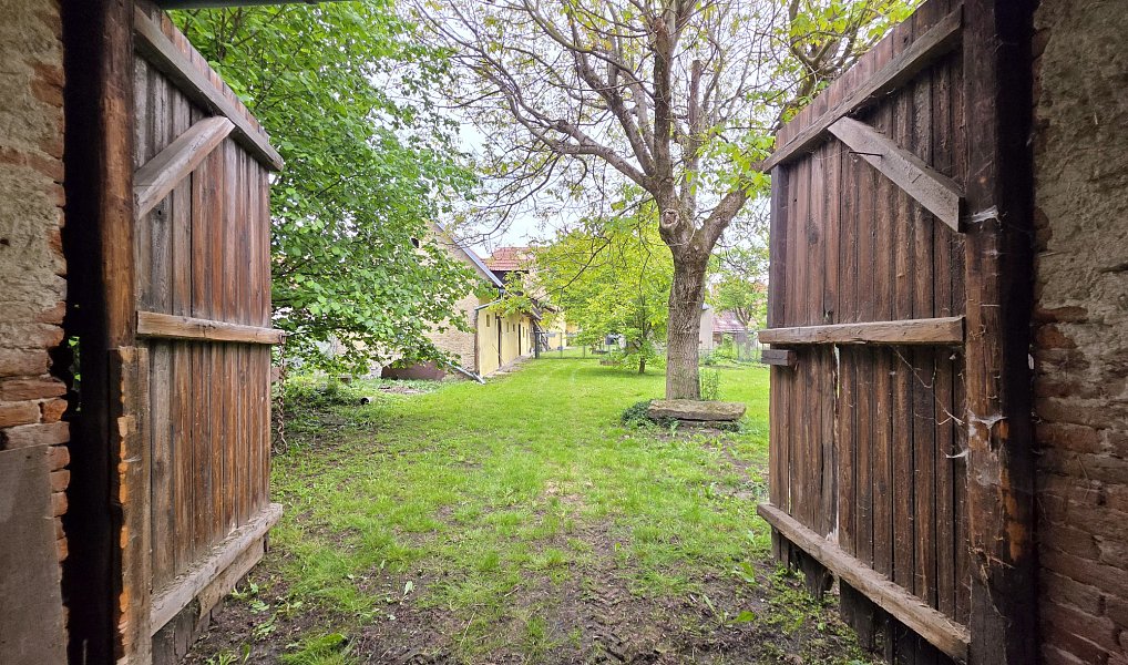 Prodej chaty/chalupy 700 m² s pozemkem 1 816 m², Brumov-Bylnice – náhled fotky 10