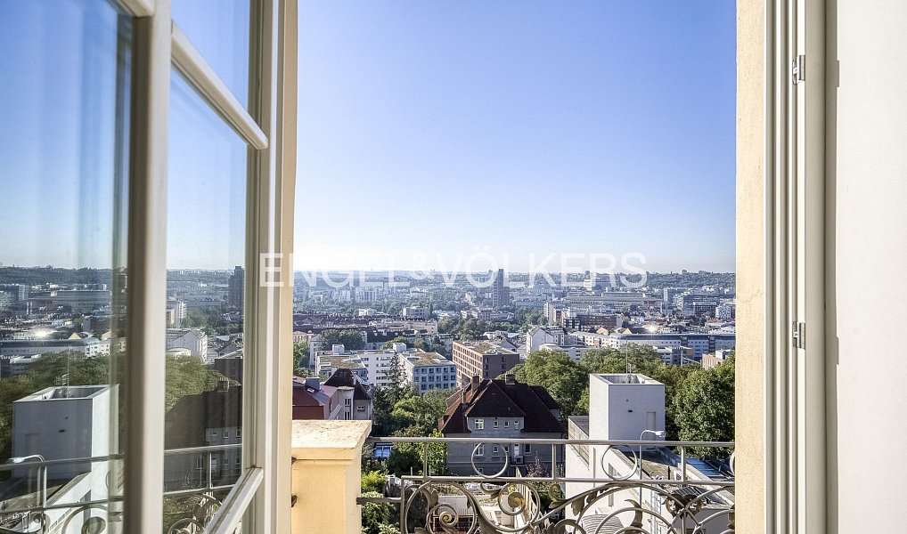 Prodej domu 345 m² s pozemkem 1 347 m², Praha – náhled fotky 11