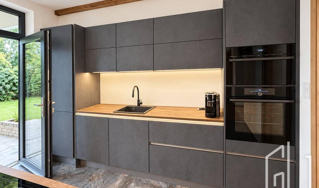 Pronájem bytu 2+kk 60 m², Praha – náhled fotky 6