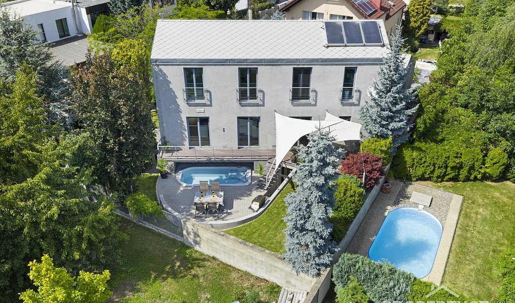 Prodej domu 345 m² s pozemkem 520 m², Praha – náhled fotky 7