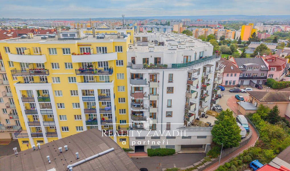 Prodej garážového stání 13 m2, Praha - Kyje, Praha – náhled fotky 15