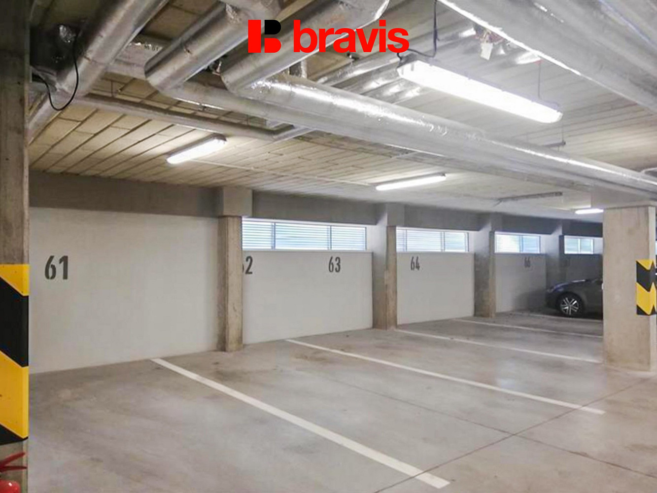 Pronájem garážového stání v bytovém domě, brno - štýřice, ul. vídeňská — photo 2