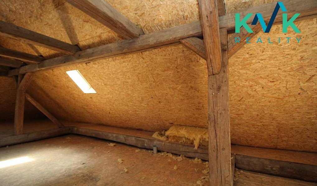 Prodej domu 360 m² s pozemkem 635 m², Plesná – náhled fotky 5