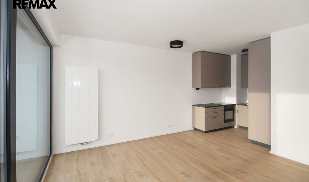 Pronájem bytu 2+kk 50 m², Praha – náhled fotky 5