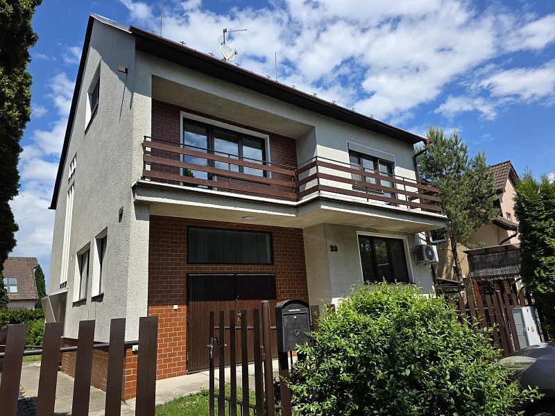 Prodej domu 229 m² s pozemkem 559 m²