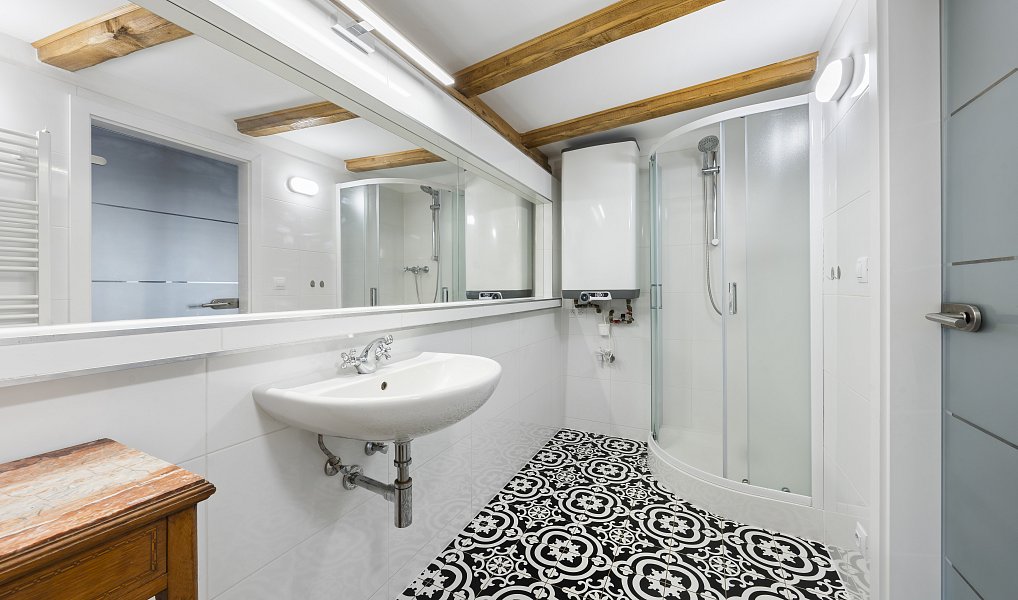 Prodej domu (jiného typu) 600 m² s pozemkem 275 m², Vimperk – náhled fotky 17