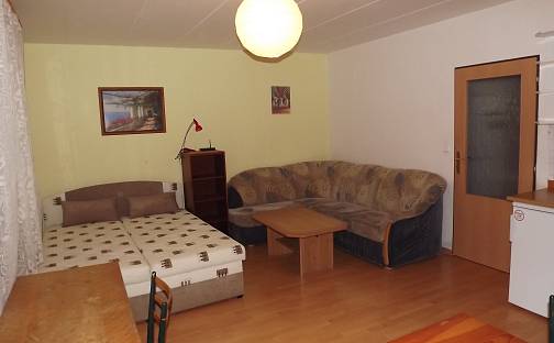Pronájem bytu 1+kk 33 m², Houdova, Praha 5 - Košíře