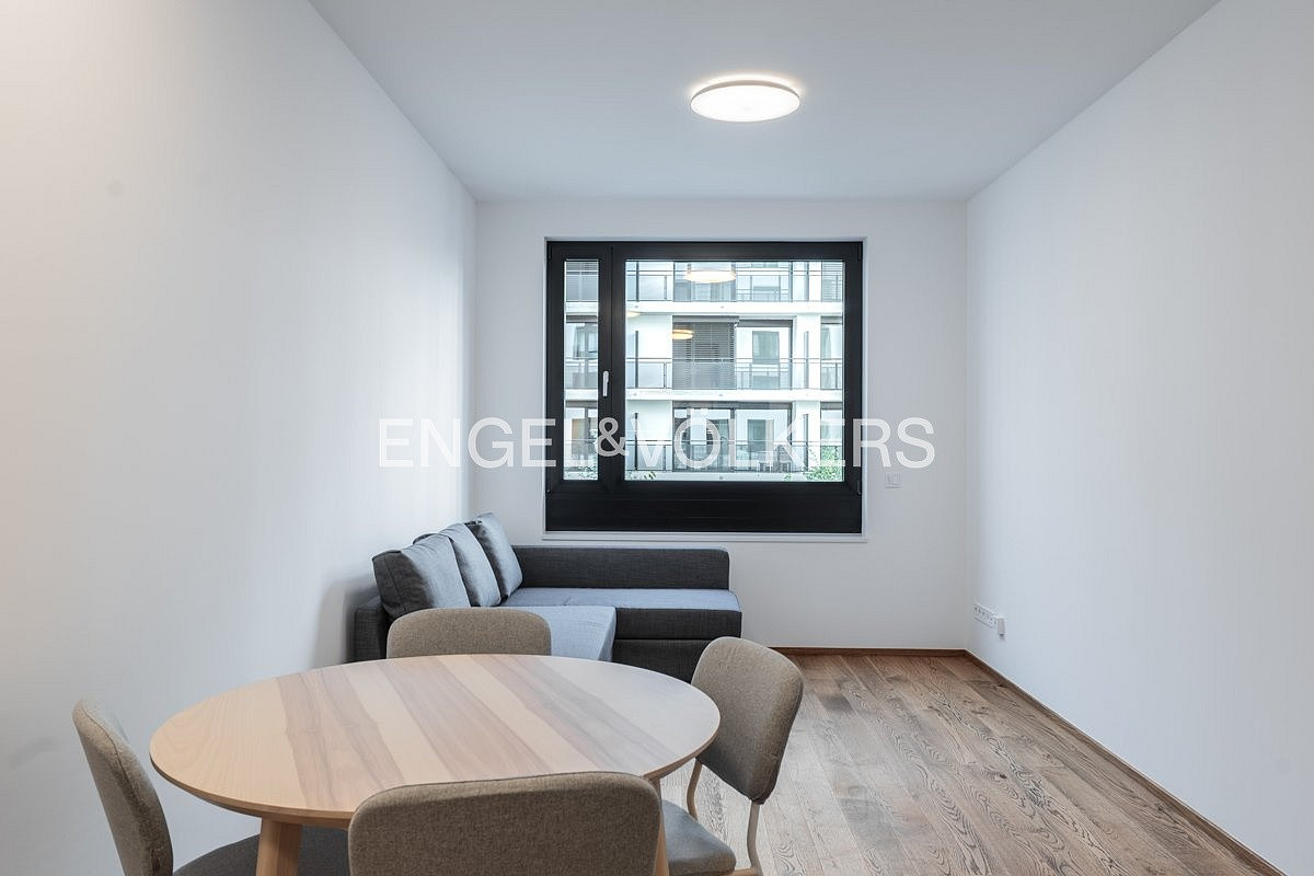 Pronájem bytu 2+kk 54 m² – fotografie 4