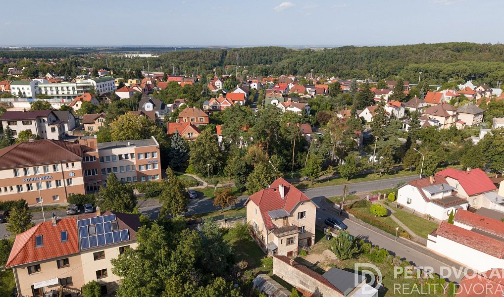 Prodej domu 161 m² s pozemkem 1 027 m², Úvaly – náhled fotky 25