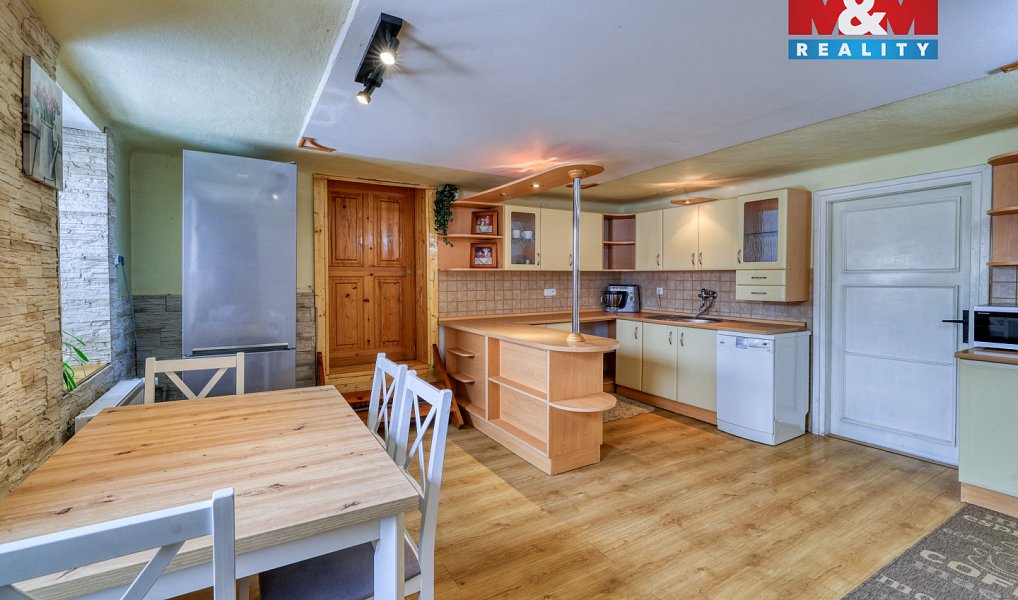 Prodej domu 192 m² s pozemkem 992 m², Třemešné – náhled fotky 7