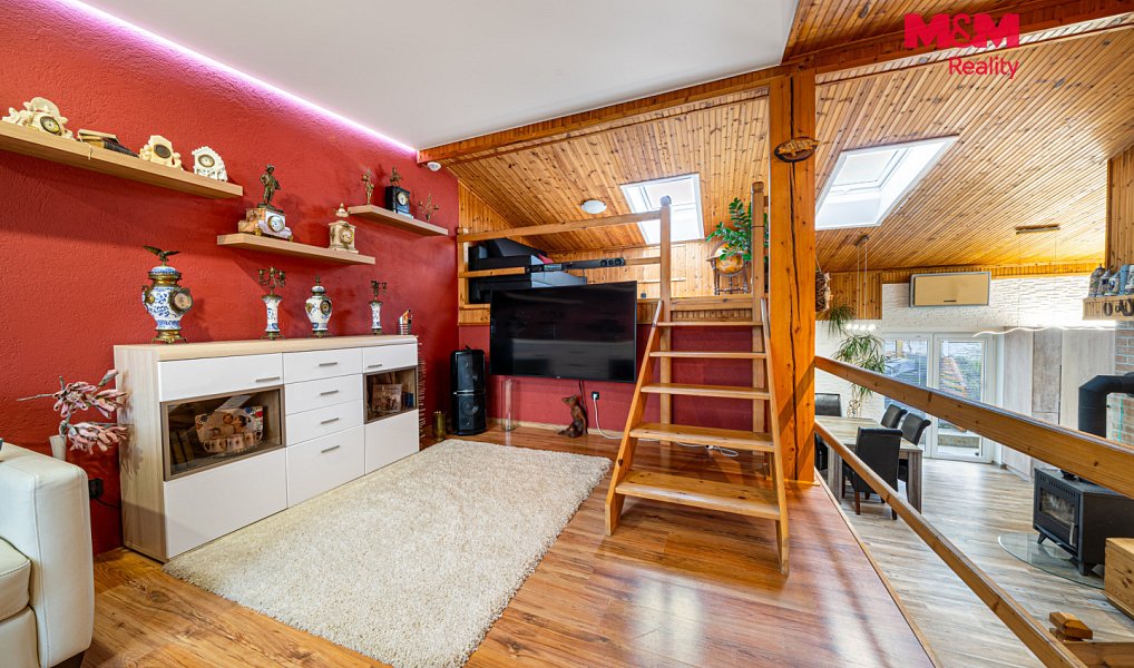 Prodej domu 130 m² s pozemkem 270 m², Kadaň – náhled fotky 7