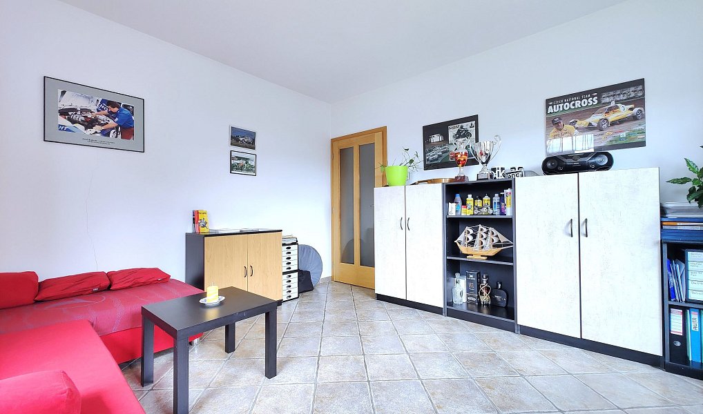Prodej domu 224 m² s pozemkem 816 m², Nový Vestec – náhled fotky 33