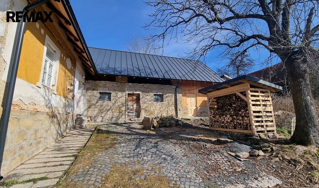 Prodej chaty/chalupy 164 m² s pozemkem 285 345 m², Vsetín – náhled fotky 24