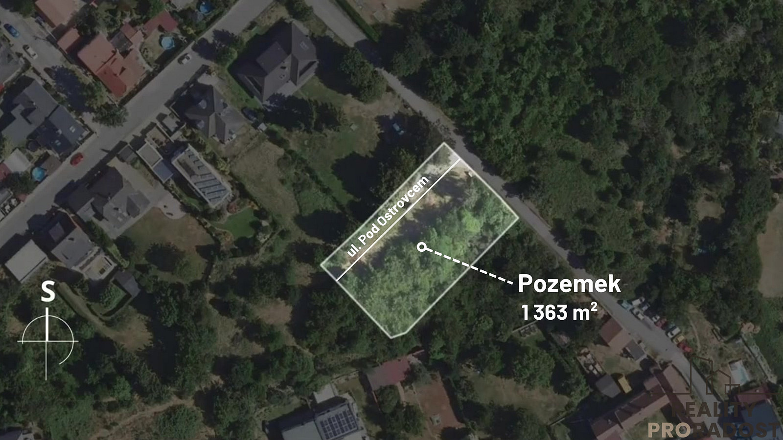 Prodej stavebního pozemku 1 465 m² – fotografie 2
