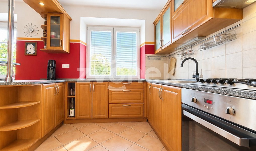 Prodej bytu 3+1 72 m², Krnov – náhled fotky 2