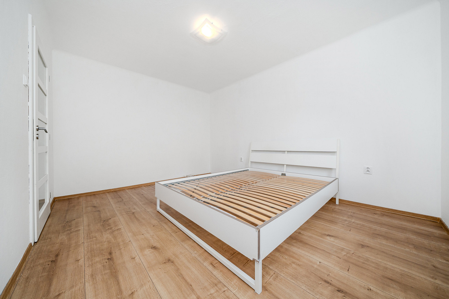 Pronájem bytu 2+1 46 m² – fotografie 2