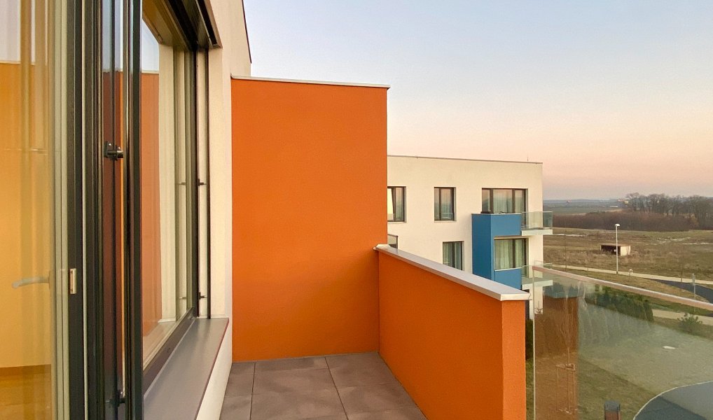 Pronájem bytu 2+kk 63 m², Praha – náhled fotky 4