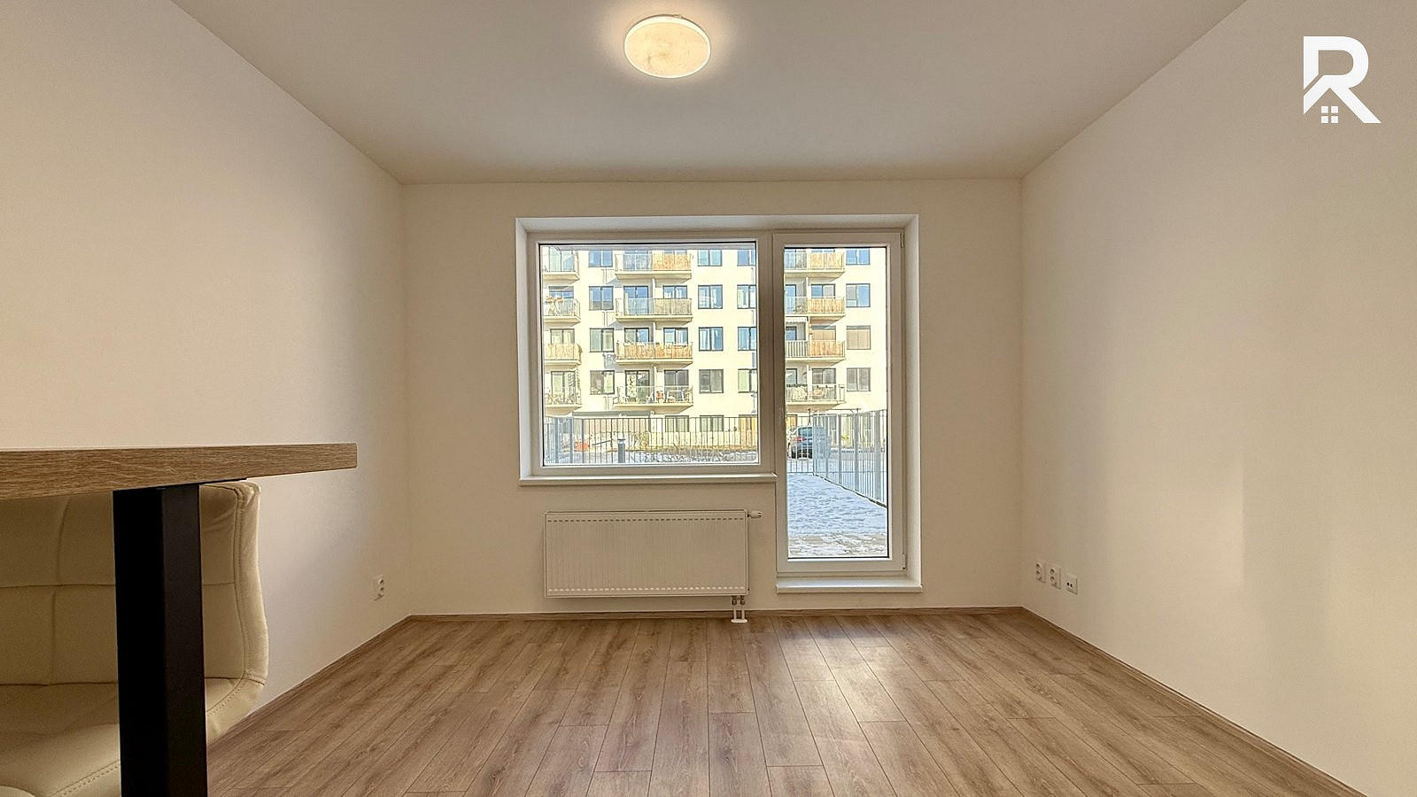 Pronájem bytu 1+kk 27 m² – pohled 6