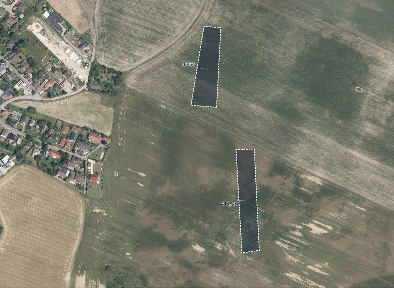 Prodej pole 12 355 m²
