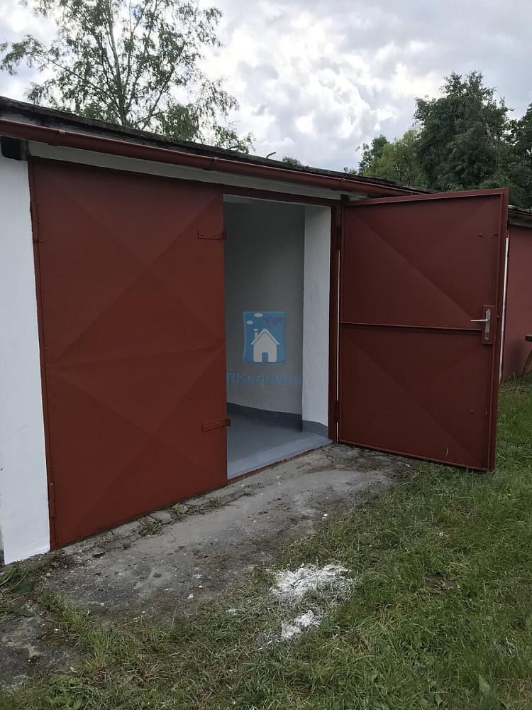 Pronájem garáže, Pardubice, ulice Pardubická, 18 m2