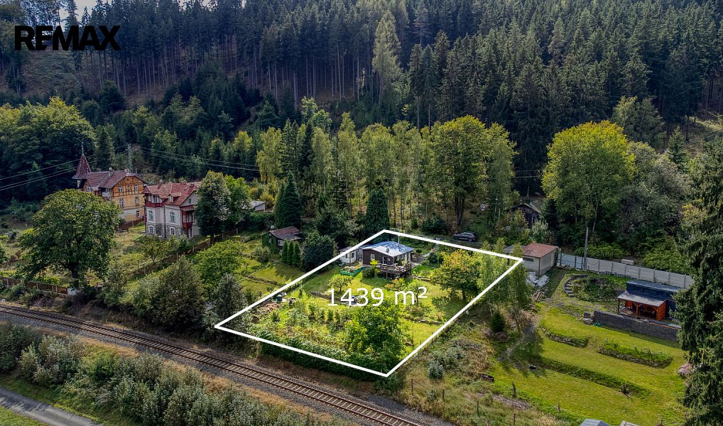 Prodej stavebního pozemku 1 439 m², Karlovy Vary – náhled fotky 4