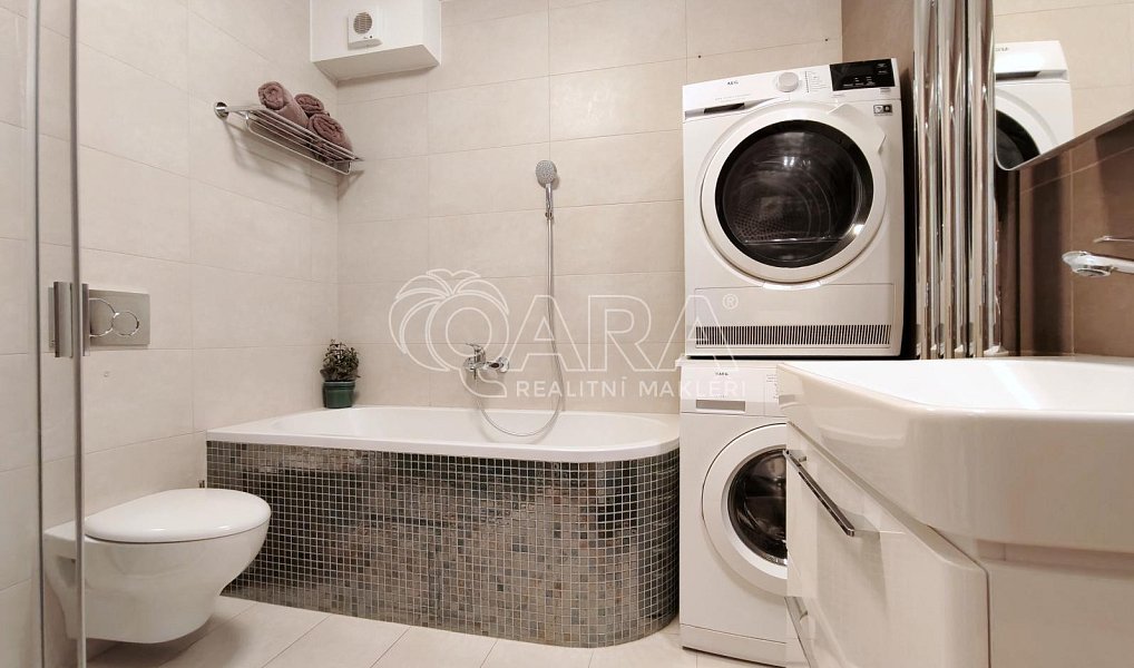 Pronájem bytu 3+kk 81 m², Praha – náhled fotky 16