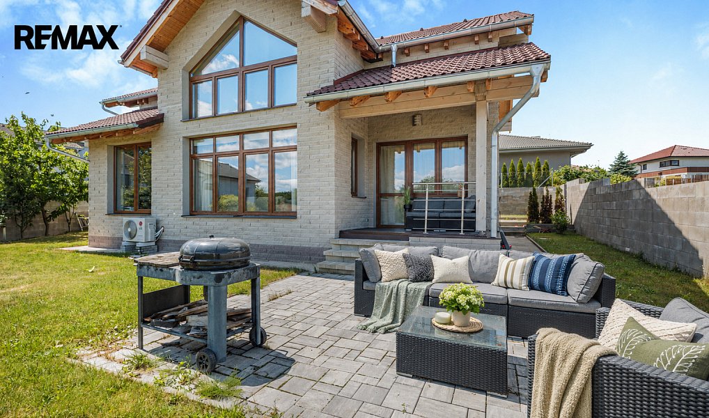 Prodej domu 226 m² s pozemkem 793 m², Popovičky – náhled fotky 13